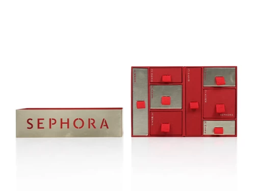 Beauty Advent Calendar Boxes with Cut-out Logo